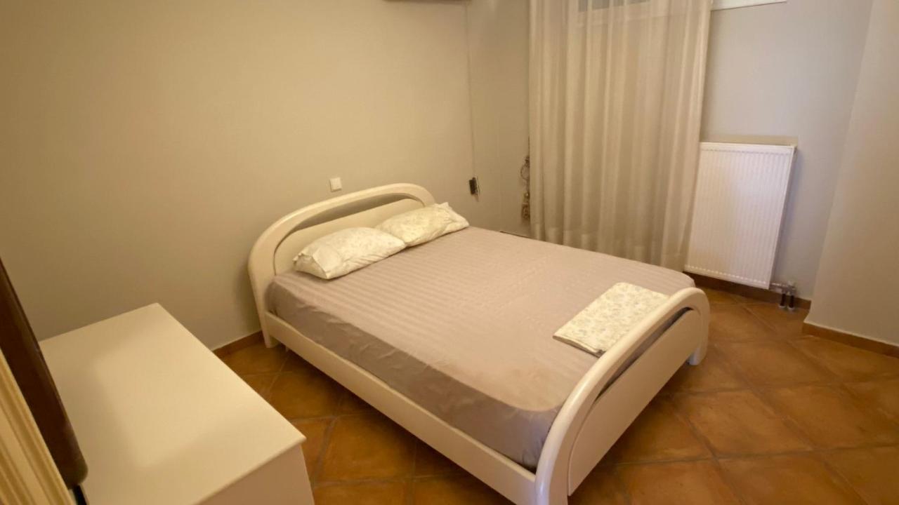 Seaside Family Apartment - Kalamata Faraí Екстериор снимка